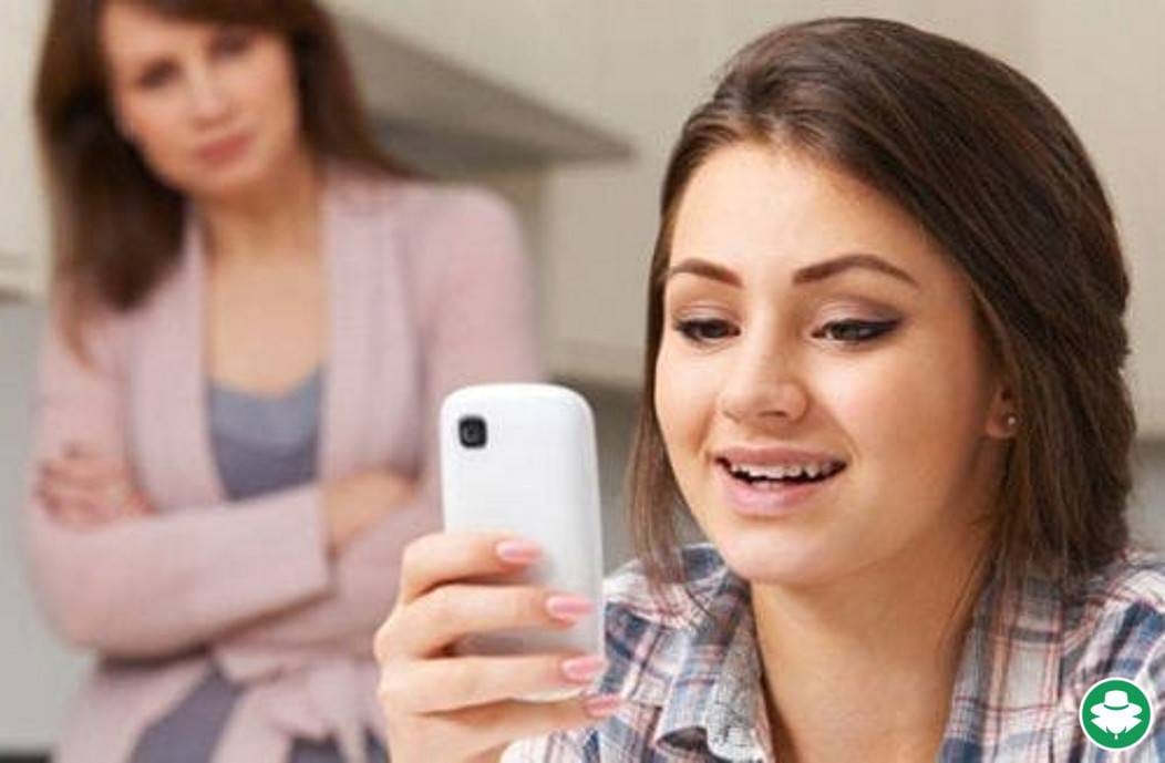 Sadap Kegiatan Online Remaja, dengan aplikasi mSpy